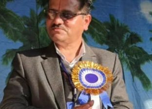 ईजार खुस्किएको सुरुवाल !