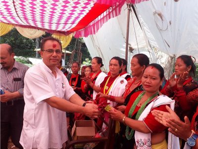 आँबुखैरेनीमा आदिमूल शरदकालीन काव्योत्सव