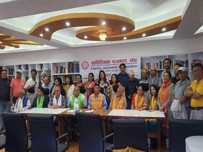 कवि कार्कीको ‘परदेशी मन’को परिचर्चा कवि कार्कीको ‘परदेशी मन’को परिचर्चा