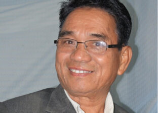 यी हातहरू