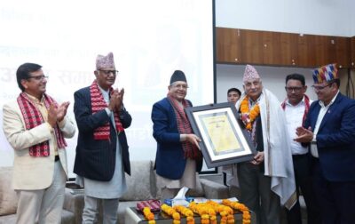 सभामुखद्वारा सिग्देल र पौडेललाई छन्दसाधना पुरस्कार प्रदान सभामुखद्वारा सिग्देल र पौडेललाई छन्दसाधना पुरस्कार प्रदान