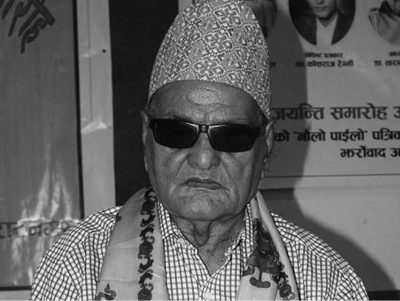 हात्तीका दुई खाले दाँत