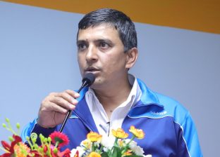 दीसुका चार ठोक्तक