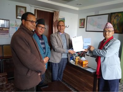 अधिकारीले शब्दकाेशका लागि बुझाए राप्ती भेगका करिब दुई हजार शब्द