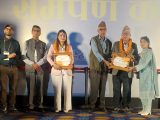 हास्यव्यङ्ग्य स्रष्टा लुइँटेल र कलाकार न्यौपाने सम्मानित
