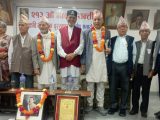 साहित्यकार भुवनहरि सिग्देललाई आदिकवि भानुभक्त पुरस्कार अर्पण