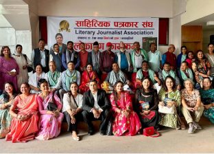 डा. रेखा यादव ‘निर्झर’को कथाकृति ‘प्रश्न’आज लोकार्पित डा. रेखा यादव ‘निर्झर’को कथाकृति ‘प्रश्न’आज लोकार्पित